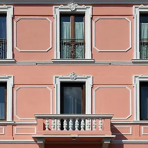 Casa Calicantus 2*, Милан Италия