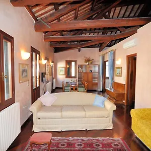 https://casa-dei-pittori-venice-apartments.hotelslidodijesolo.com